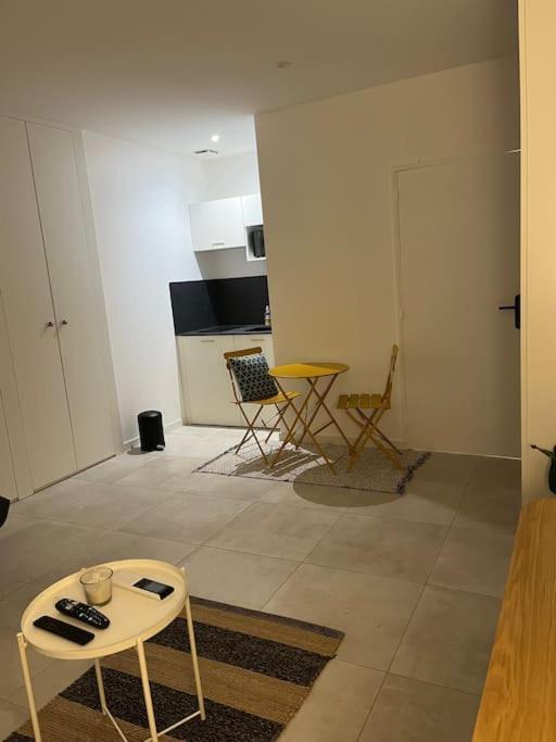 Charmant Studio / Centre Ville Niort Ngoại thất bức ảnh