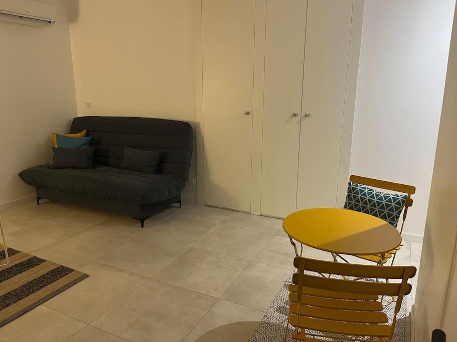 Charmant Studio / Centre Ville Niort Ngoại thất bức ảnh